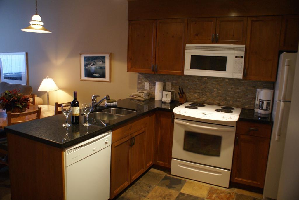 Whistler Superior Properties Luaran gambar